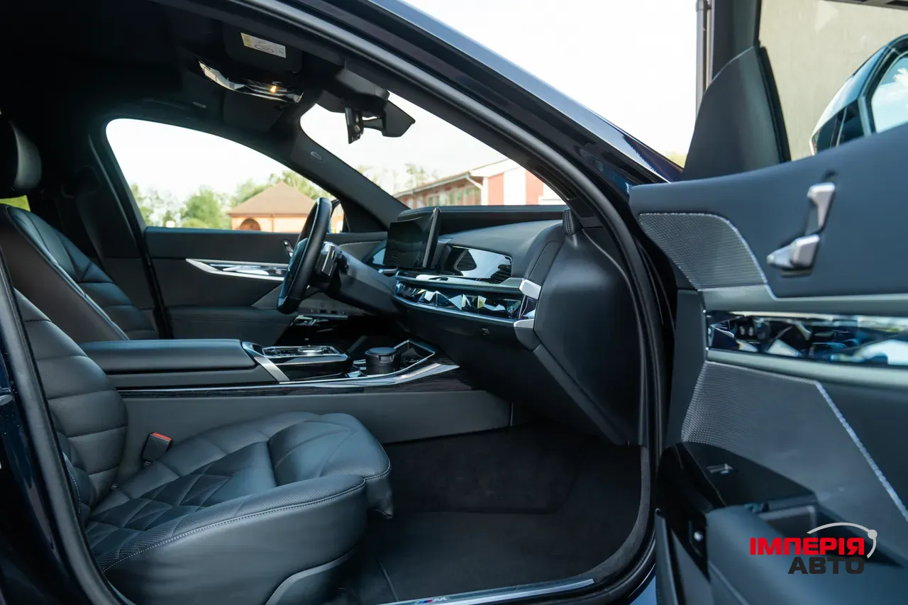 BMW 7 серії - фото 19
