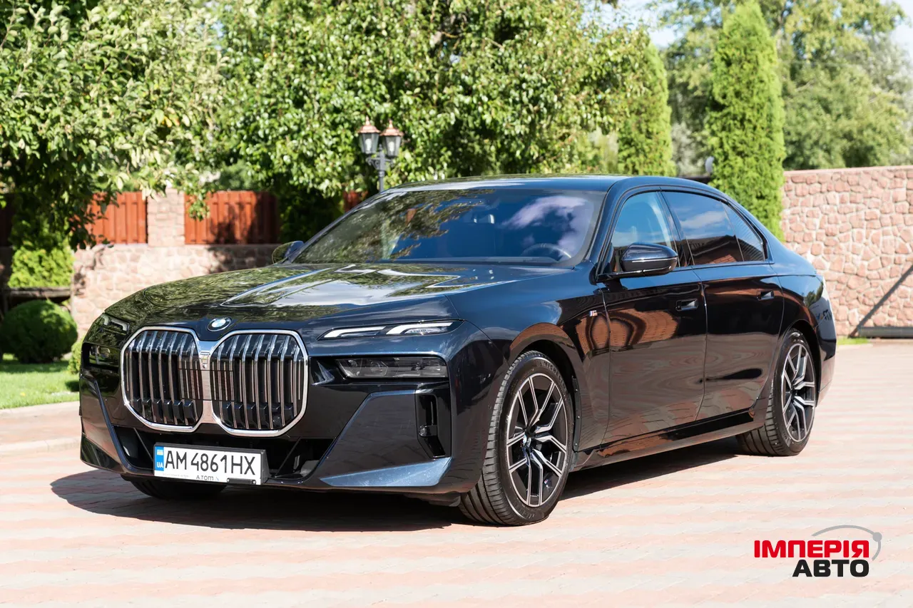 BMW 7 серії - фото 1
