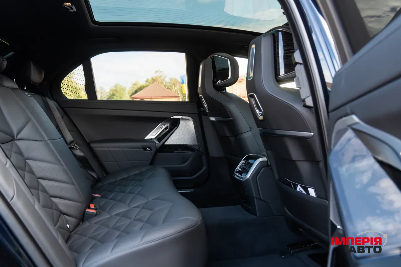 BMW 7 серії - фото 27