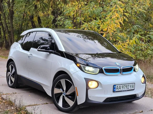 BMW i3 - фото 3