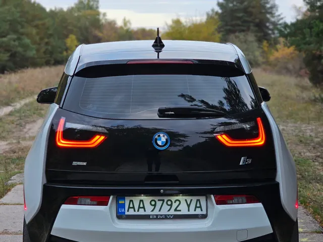 BMW i3 - фото 5