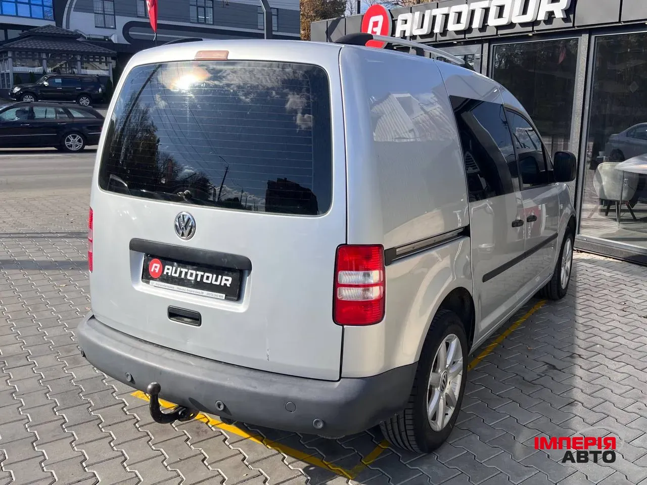 Volkswagen Caddy - фото 9