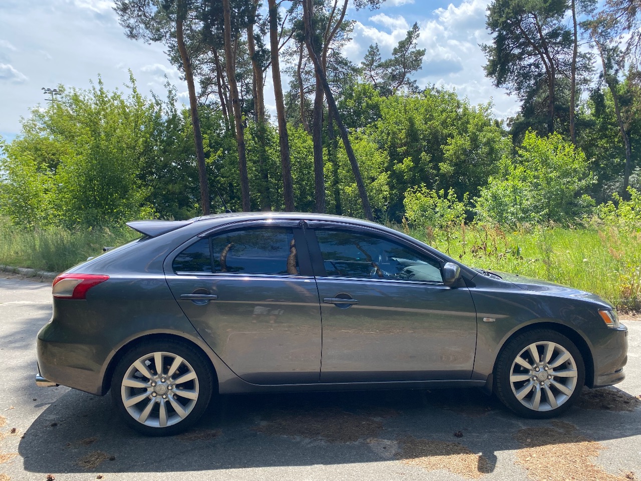 Mitsubishi Lancer - фото 1