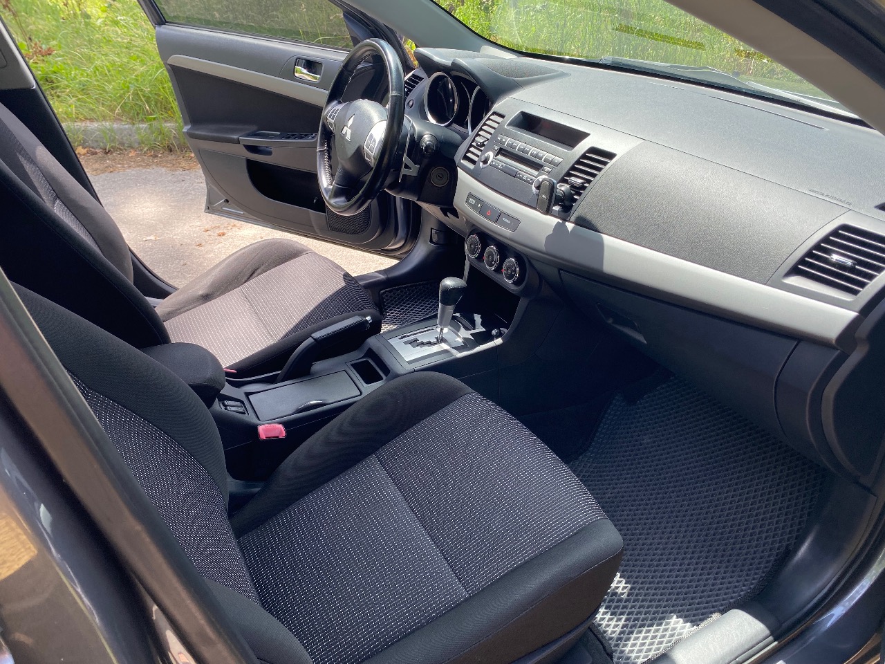 Mitsubishi Lancer - фото 18