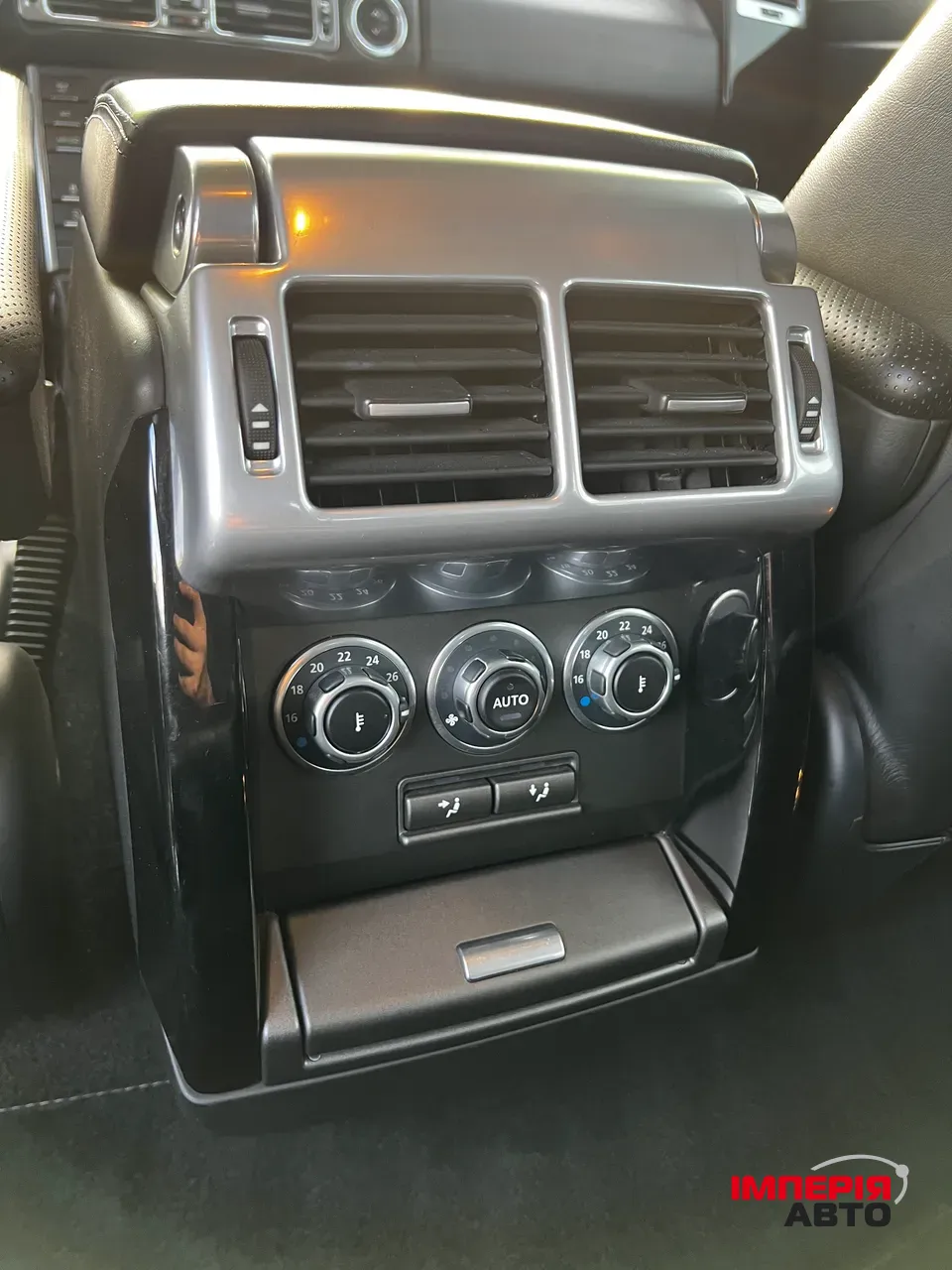 Land Rover Range Rover - фото 30