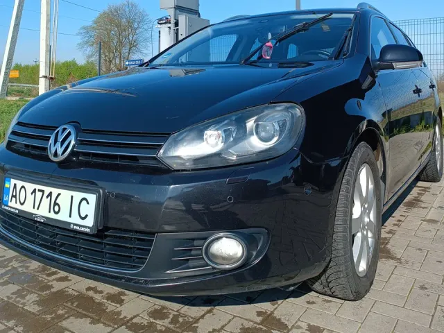 Volkswagen Golf - фото 3