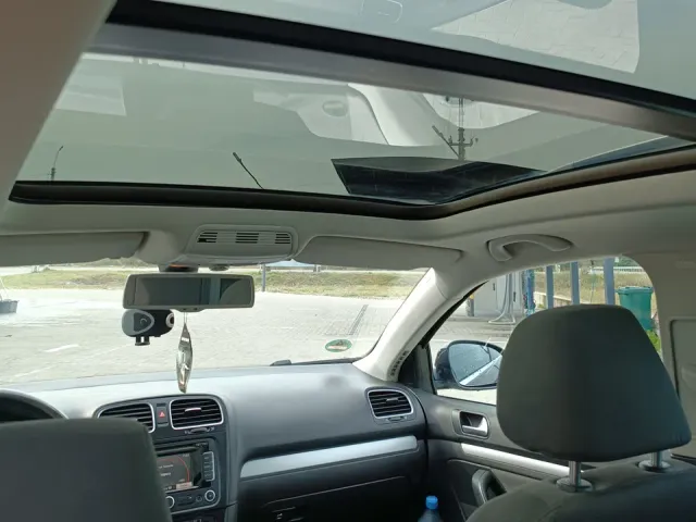 Volkswagen Golf - фото 4