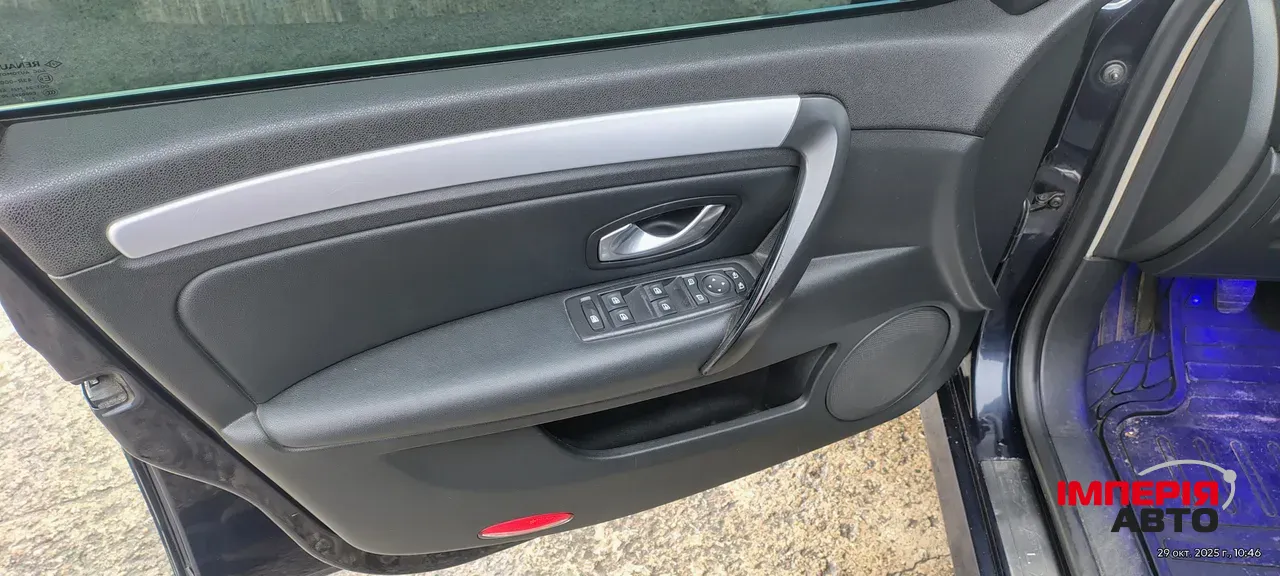 Renault Laguna - фото 8