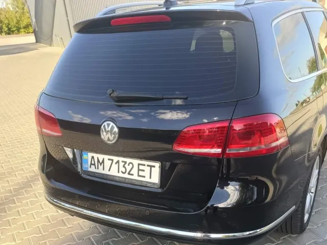 Volkswagen Passat - фото 5