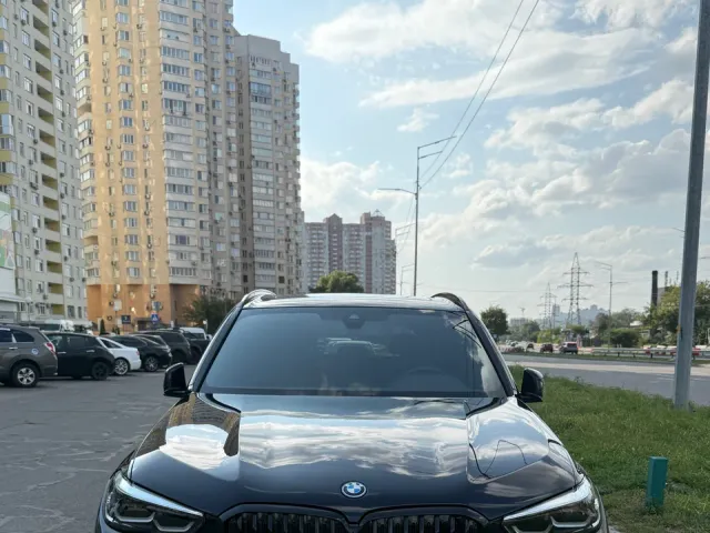 BMW X5 - фото 2