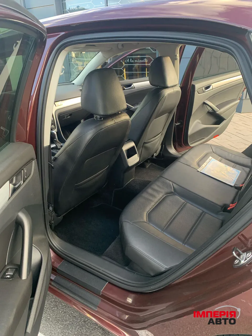 Volkswagen Passat - фото 15