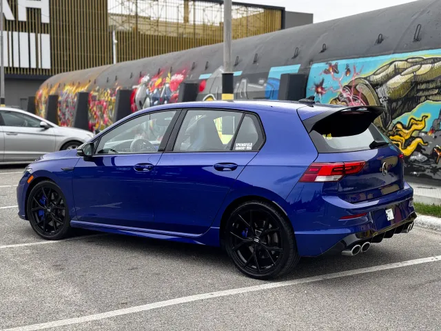 Volkswagen Golf R - фото 5