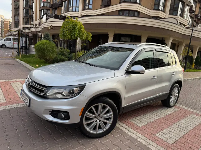Volkswagen Tiguan - фото 1