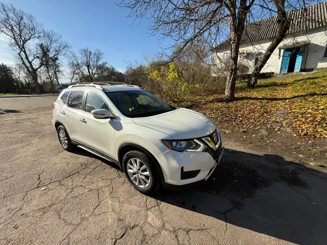 Nissan Rogue - фото 3