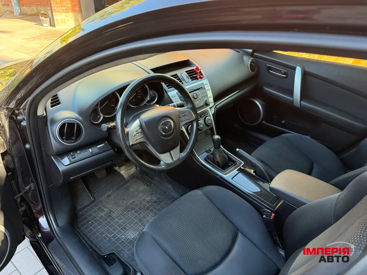 Mazda 6 - фото 10