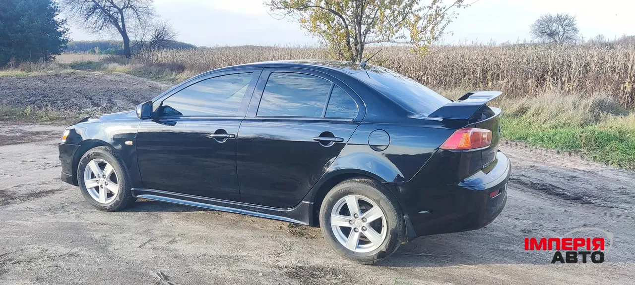 Mitsubishi Lancer - фото 37