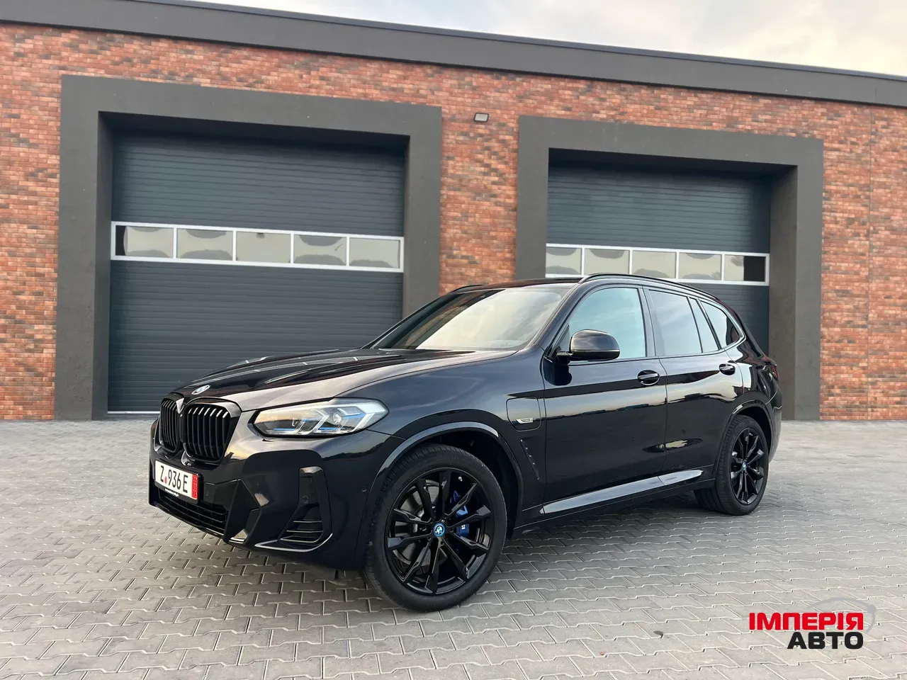 BMW X3 - фото 1