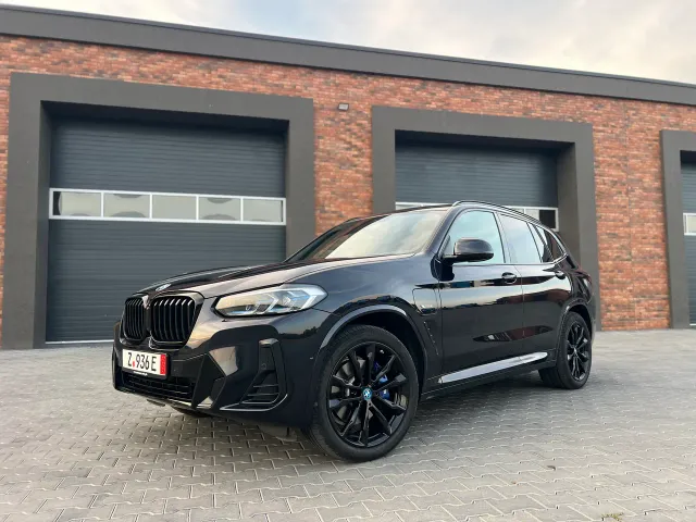 BMW X3 - фото 2