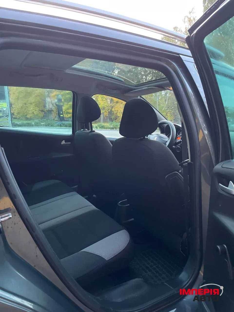 Peugeot 207 - фото 9