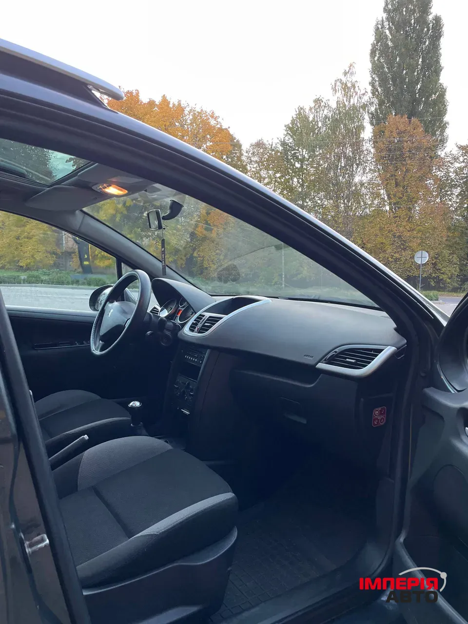 Peugeot 207 - фото 11