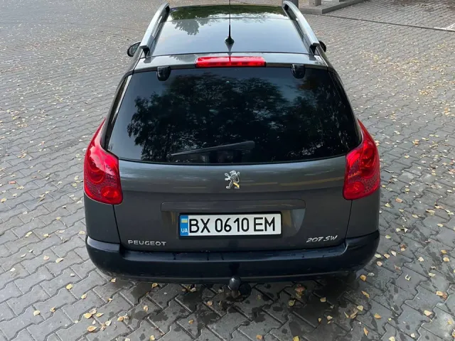 Peugeot 207 - фото 4