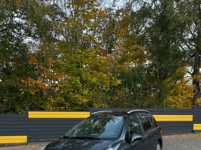 Peugeot 207 - фото 1