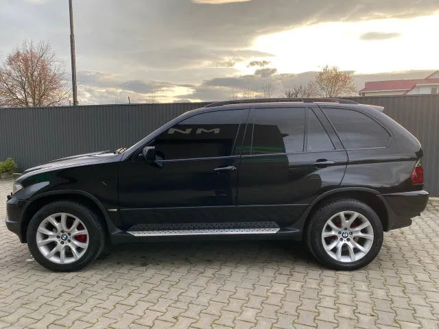 BMW X5 - фото 4