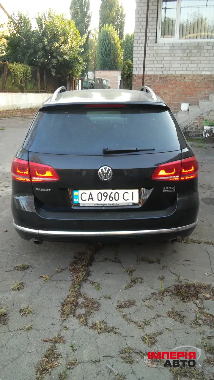 Volkswagen Passat - фото 5
