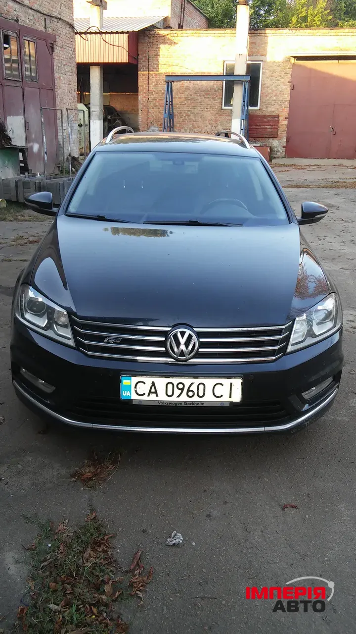 Volkswagen Passat - фото 1