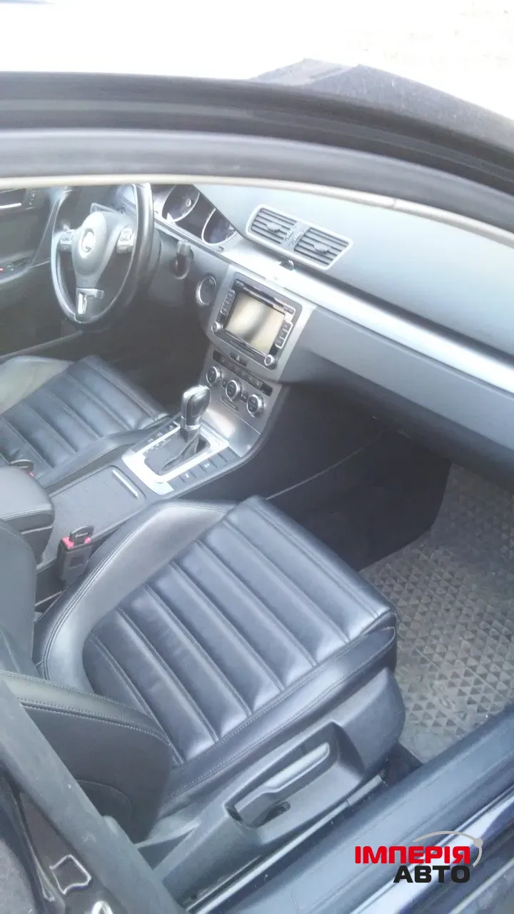 Volkswagen Passat - фото 4
