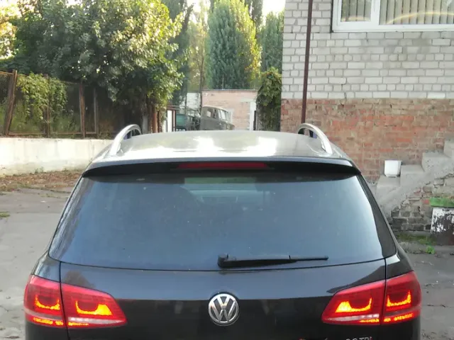 Volkswagen Passat - фото 5