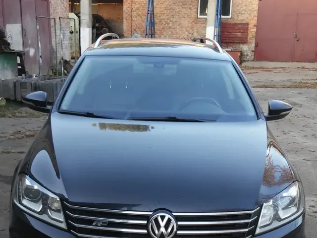 Volkswagen Passat - фото 1