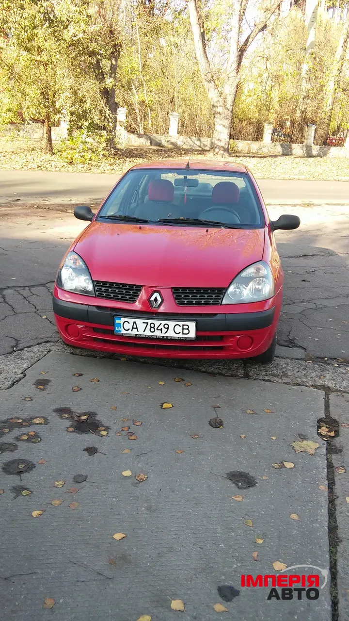 Renault Clio - фото 2