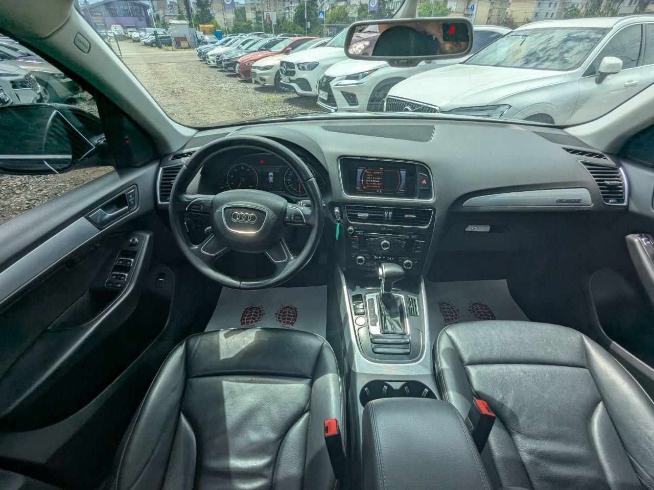 Audi Q5 - фото 15