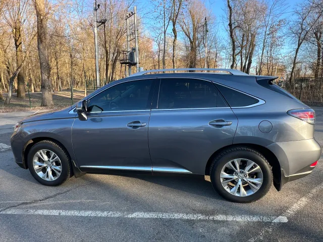 Lexus RX - фото 3