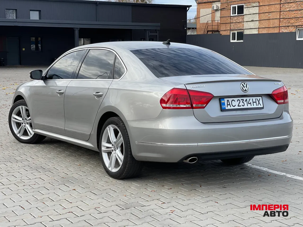 Volkswagen Passat - фото 13