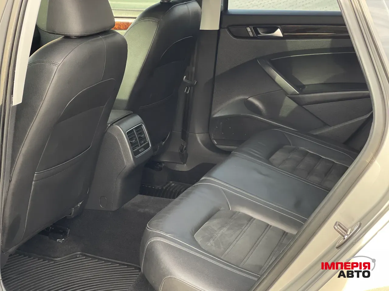 Volkswagen Passat - фото 46