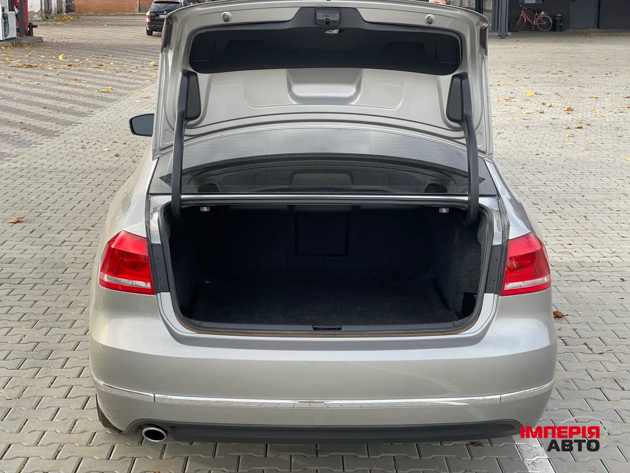 Volkswagen Passat - фото 18