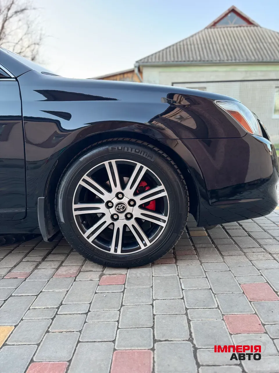 Toyota Avalon - фото 2