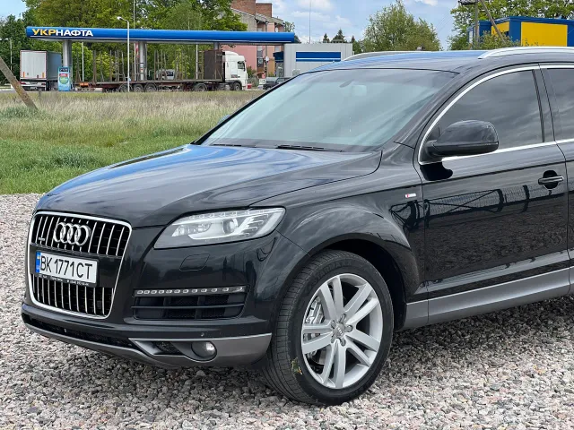 Audi Q7 - фото 4