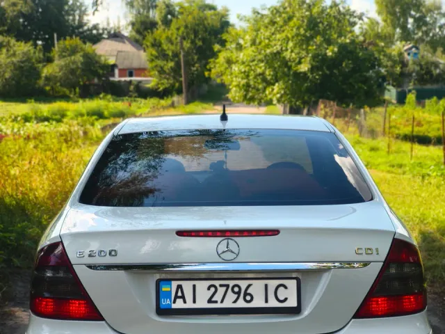 Mercedes-Benz E-Класс - фото 4