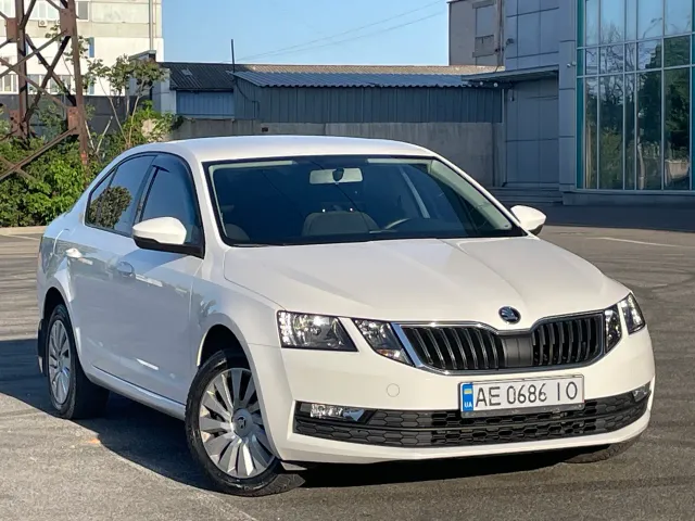 Skoda Octavia - фото 5