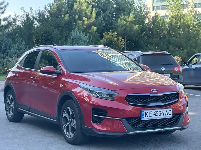 Kia XCeed - фото 3