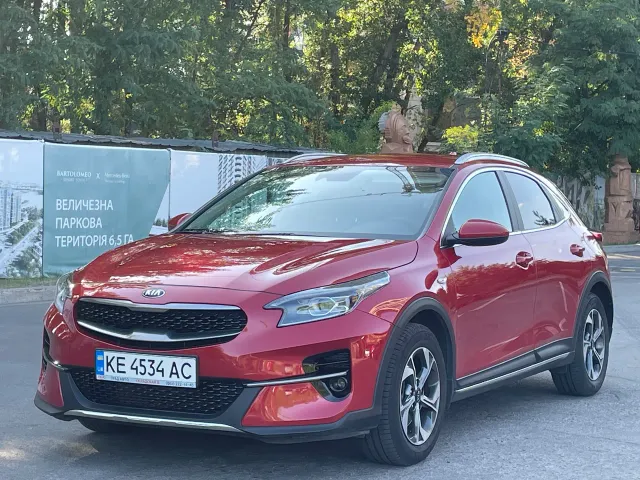 Kia XCeed - фото 2