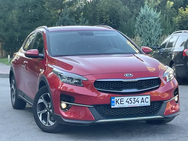 Kia XCeed - фото 5