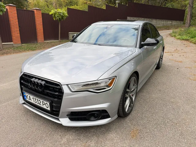Audi A6 - фото 1