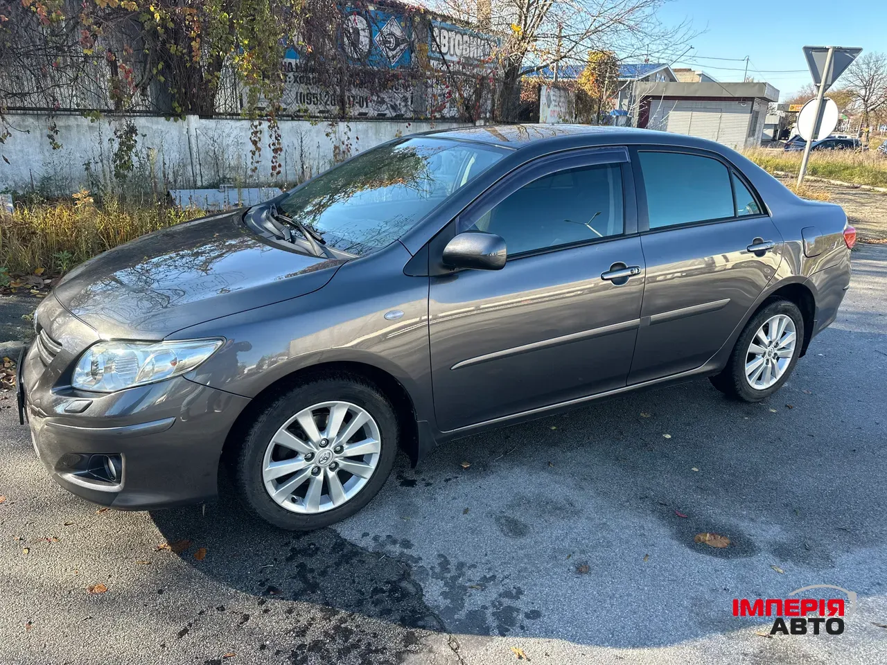 Toyota Corolla - фото 2