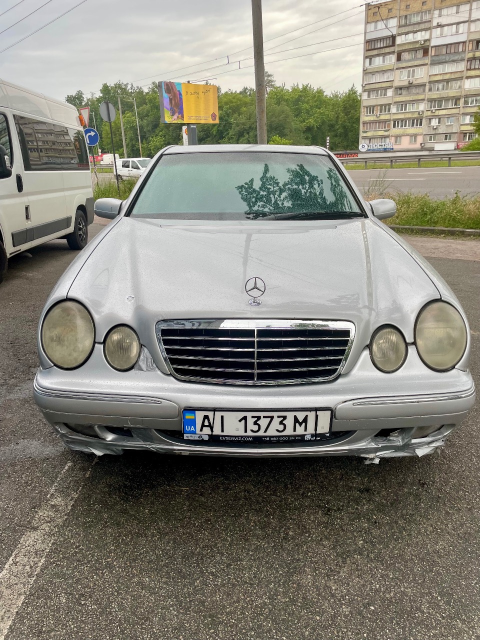 Mercedes-Benz E-Класс - зображення 1