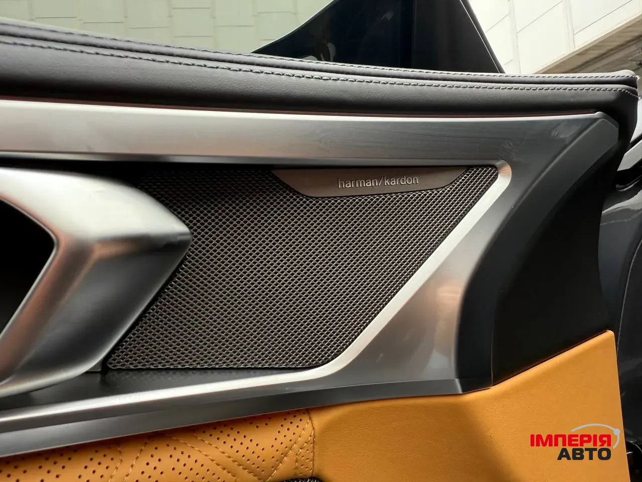 BMW M8 - фото 12