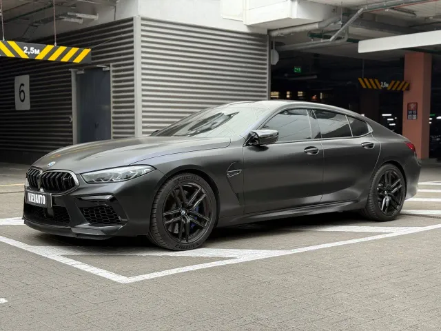 BMW M8 - фото 1